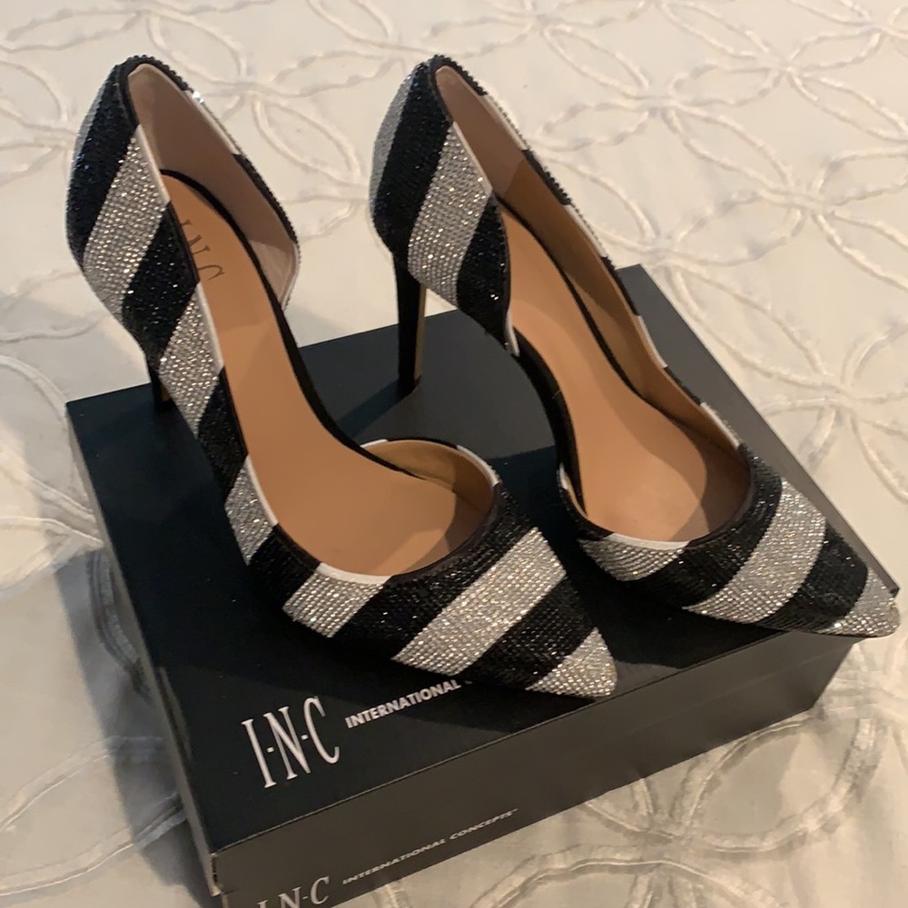 I•N•C High Heels - Picture 4 of 4